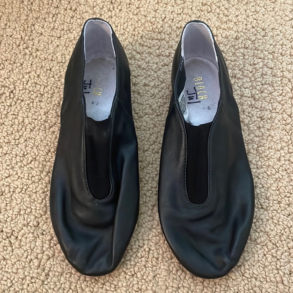 Only used once, like new - Bloch dance, black jazz shoes, size  7.5